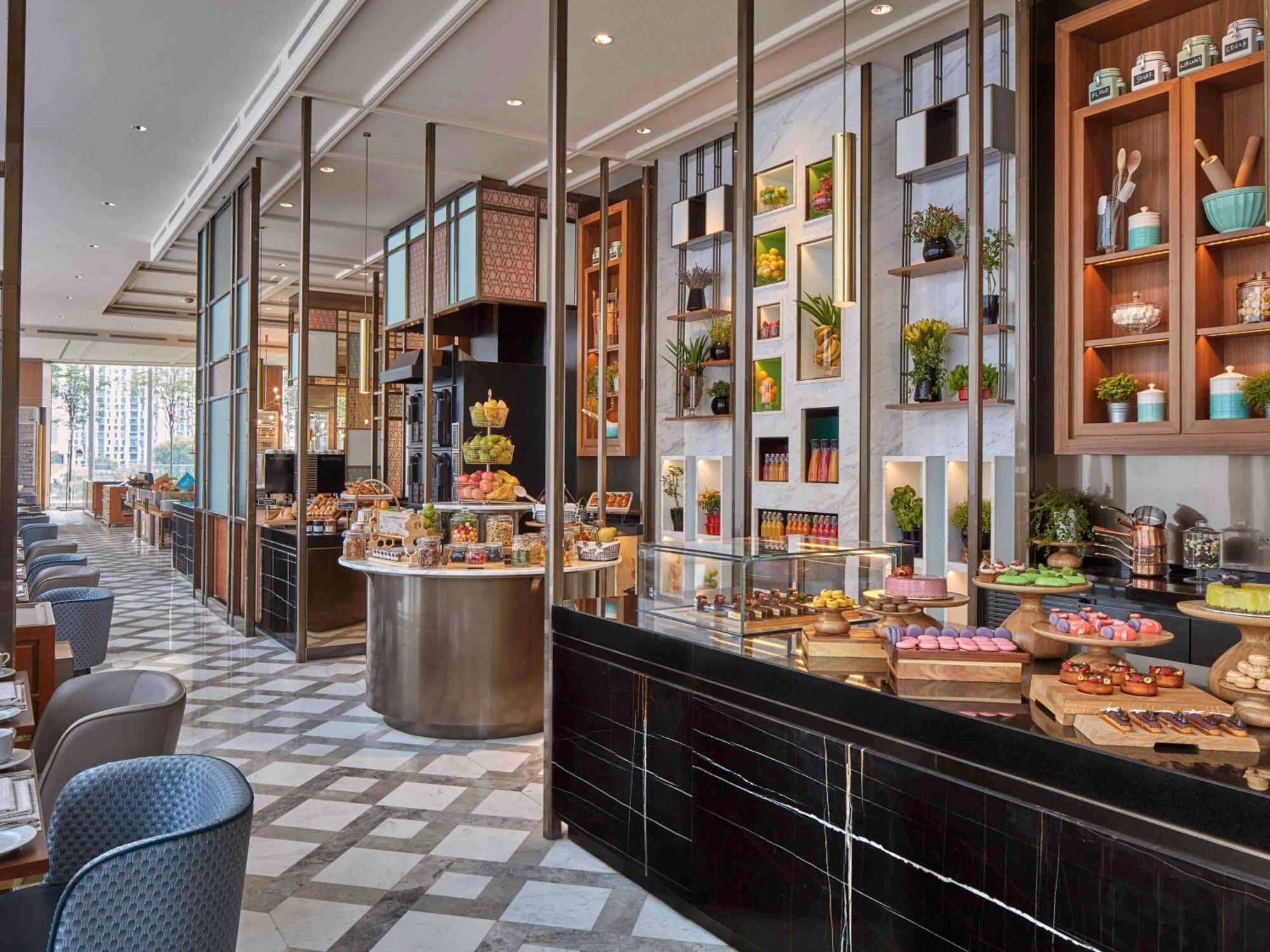 Sofitel Centre 5* Singapur